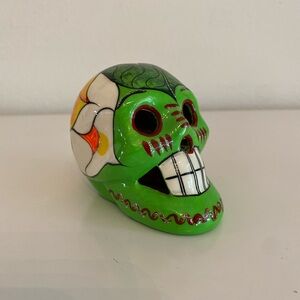 La Muerte small ceramic skull